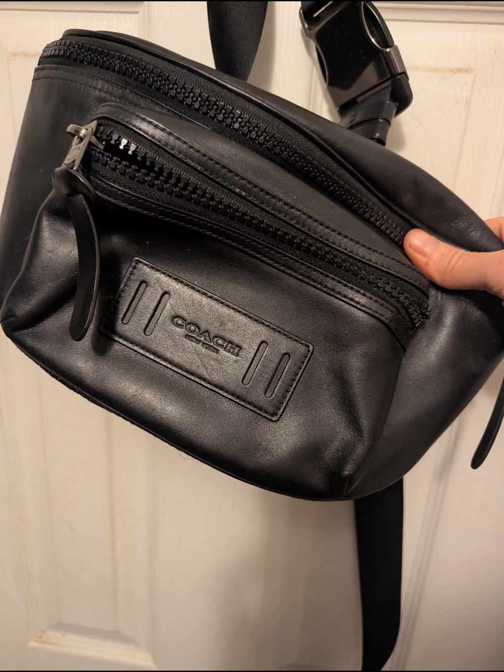 Coach Black Leather Men’s Belt Bag